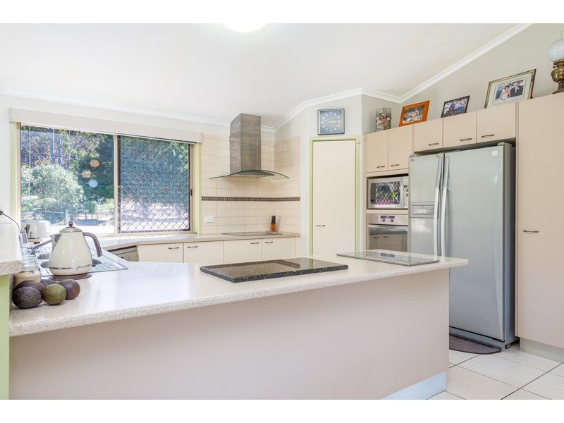 2-16 Curio Court, Tamborine QLD 4270