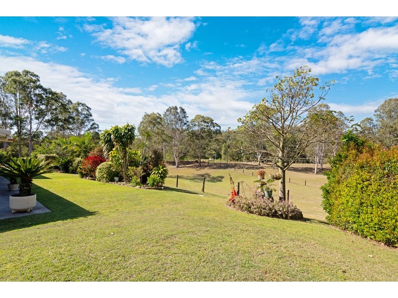 2-16 Curio Court, Tamborine QLD 4270