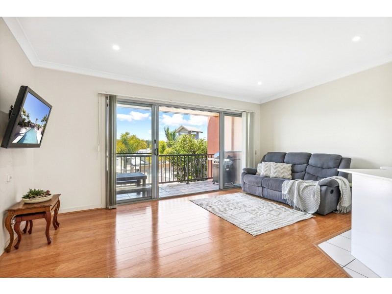 104/19 Carina Peak Drive, Varsity Lakes QLD 4227