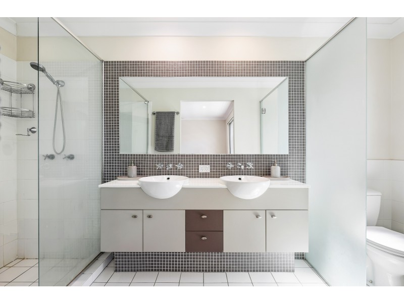 104/19 Carina Peak Drive, Varsity Lakes QLD 4227