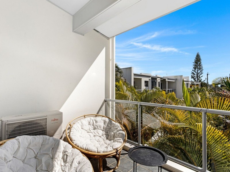 33/6 Fifth Avenue, Burleigh Heads QLD 4220