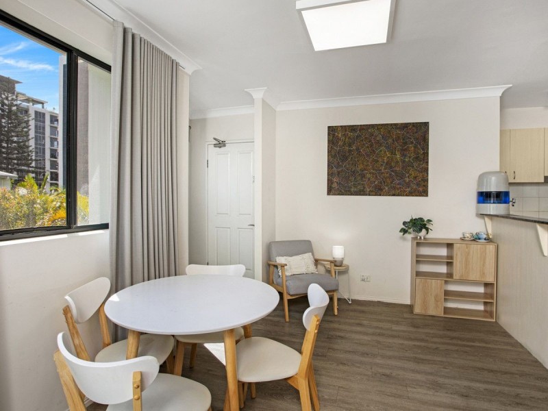 33/6 Fifth Avenue, Burleigh Heads QLD 4220