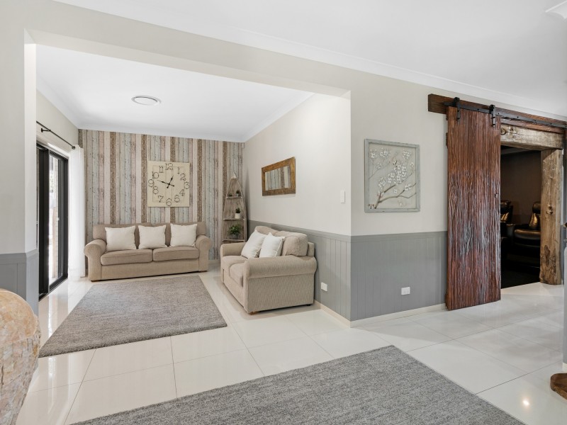 5 Quambone Street, Worongary QLD 4213