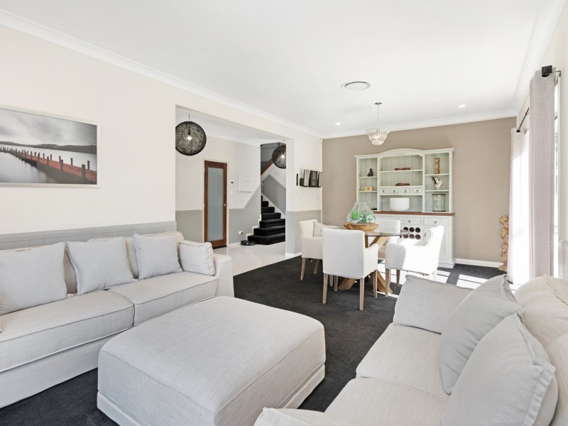 5 Quambone Street, Worongary QLD 4213