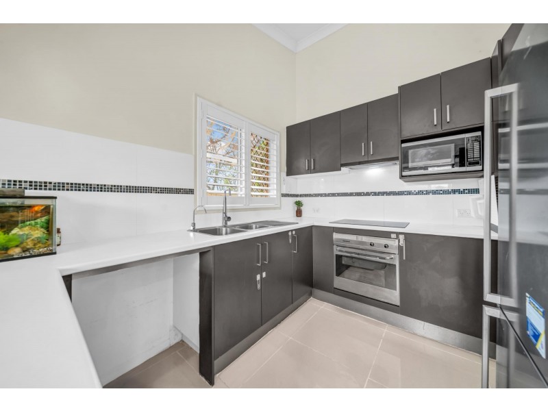 10/2-4 Penda Court, Merrimac QLD 4226