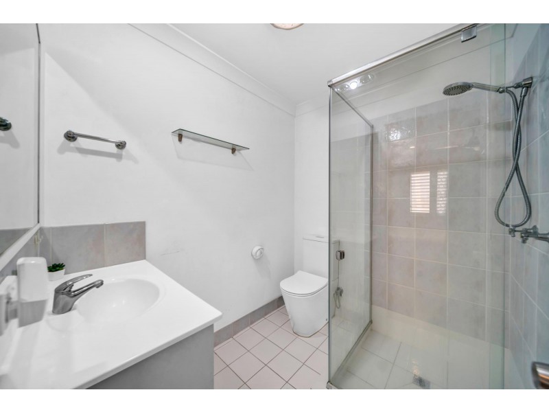 10/2-4 Penda Court, Merrimac QLD 4226