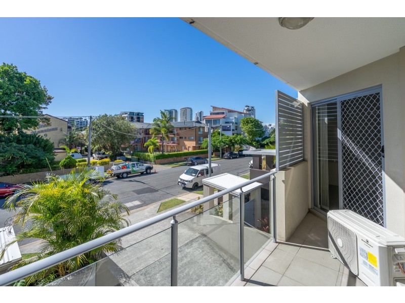 10/14 Rose Street, Southport QLD 4215