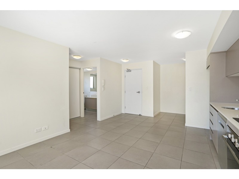 10/14 Rose Street, Southport QLD 4215