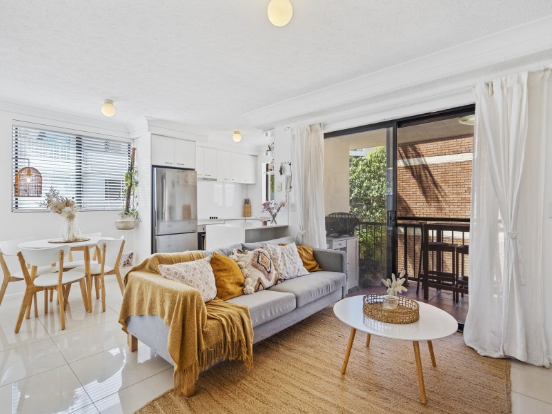 5/35 Britannia Avenue, Broadbeach QLD 4218