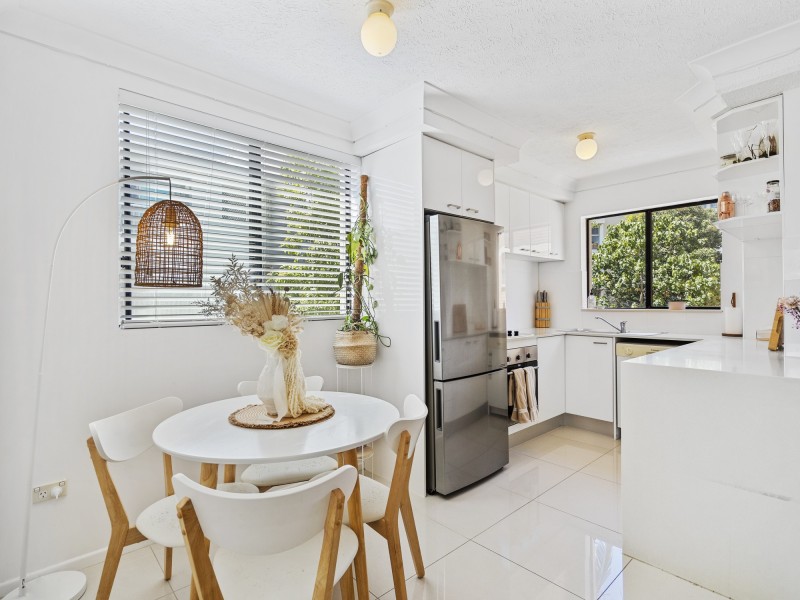 5/35 Britannia Avenue, Broadbeach QLD 4218