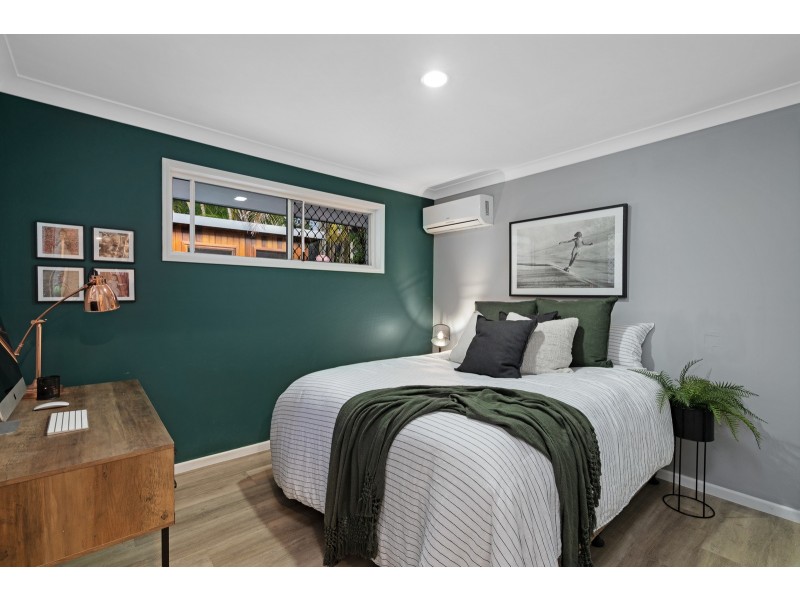 14 Watford Crescent, Molendinar QLD 4214