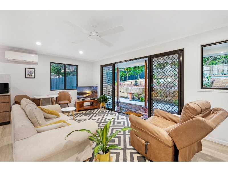 14 Watford Crescent, Molendinar QLD 4214