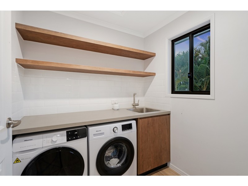 14 Watford Crescent, Molendinar QLD 4214