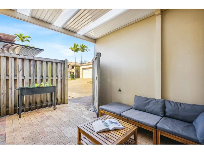 86/302 Christine Avenue, Varsity Lakes QLD 4227