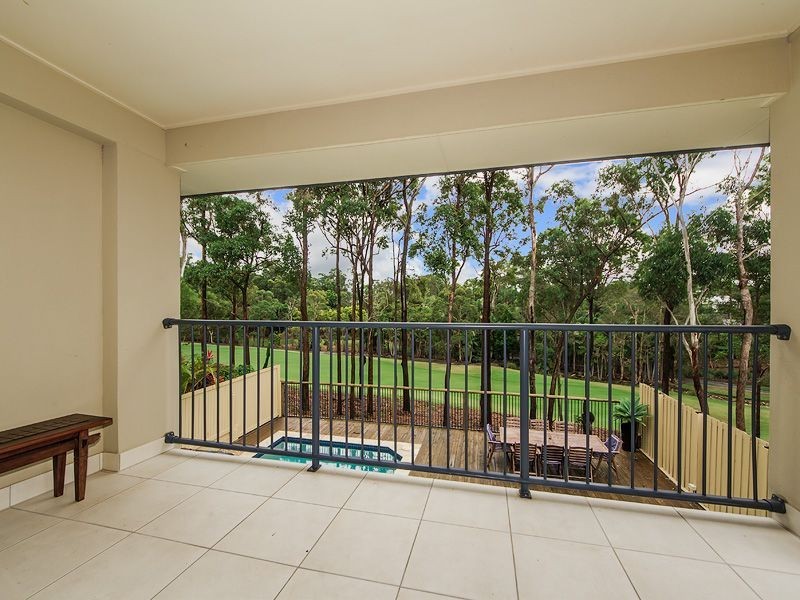 35 Royal Links Drive, Robina QLD 4226