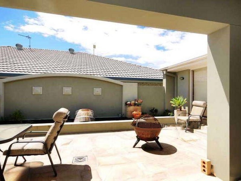 44 Bayswater Avenue, Varsity Lakes QLD 4227