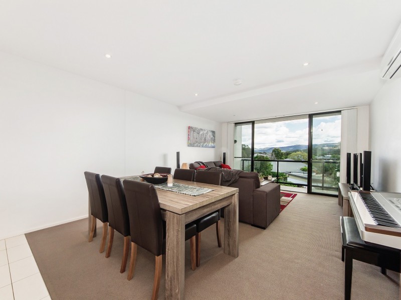 16/310 Easthill Drive, Robina QLD 4226