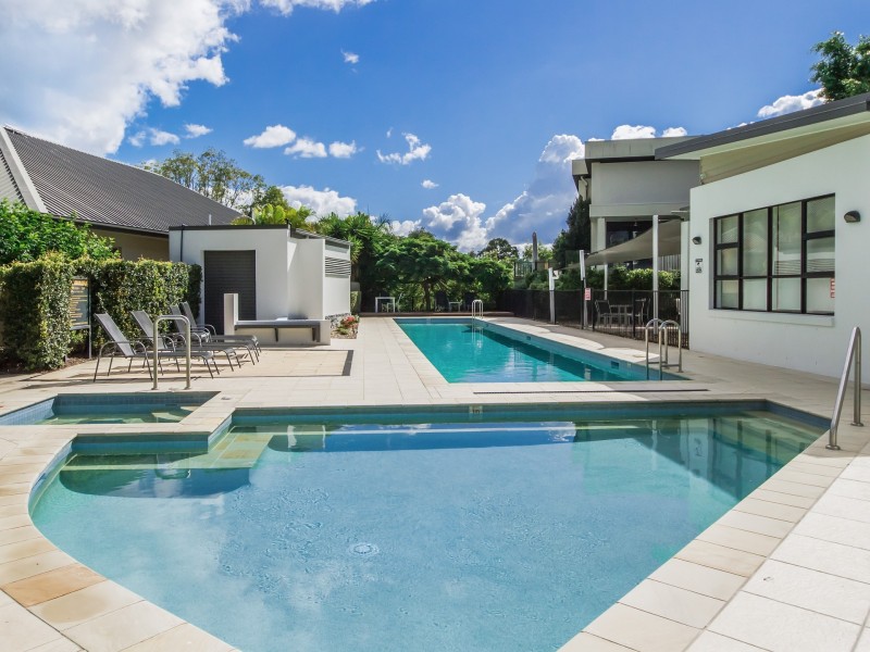 16/310 Easthill Drive, Robina QLD 4226