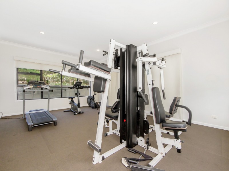 16/310 Easthill Drive, Robina QLD 4226