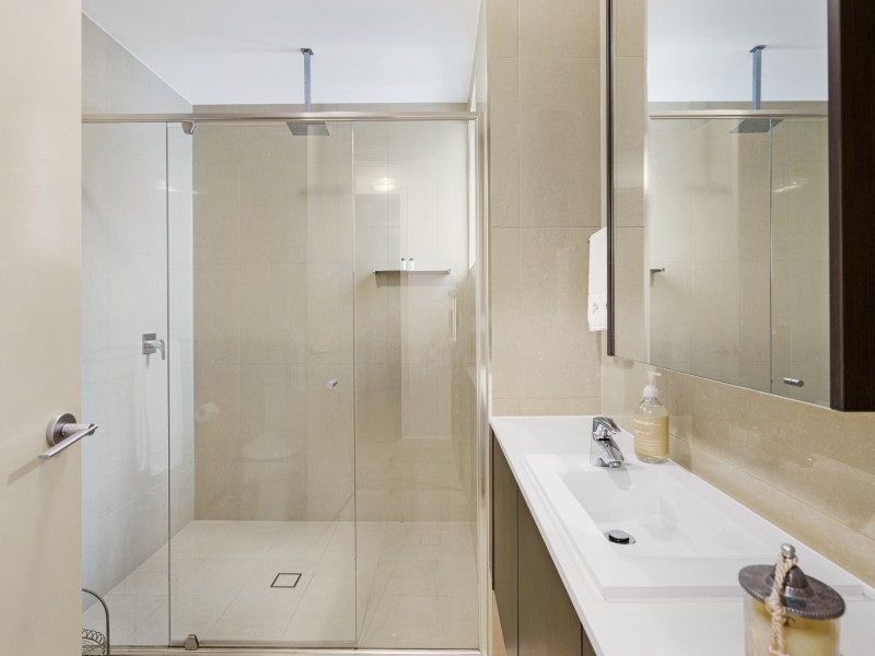 3/5019 Emerald Island Drive, Carrara QLD 4211