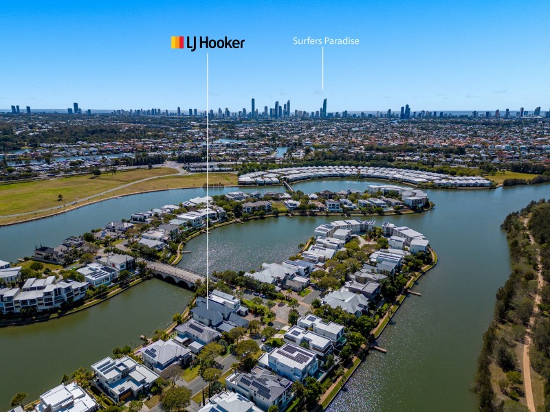 3/5019 Emerald Island Drive, Carrara QLD 4211
