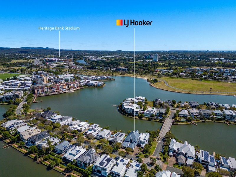 3/5019 Emerald Island Drive, Carrara QLD 4211