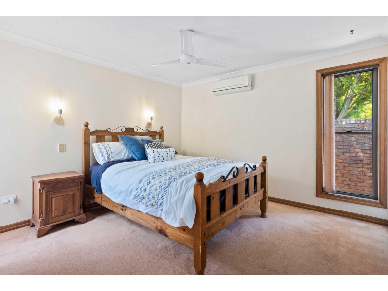 28 Coorabin Court, Tallebudgera QLD 4228