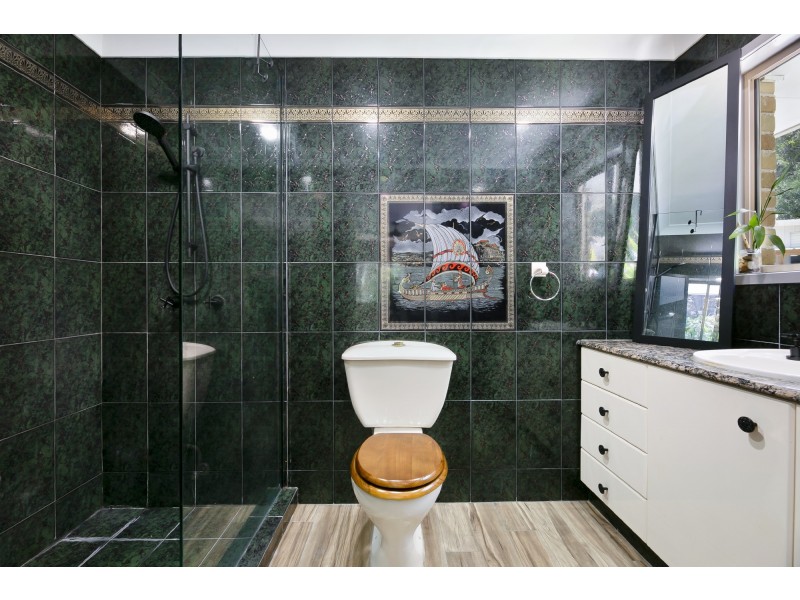 15 Ebeling Court, Worongary QLD 4213