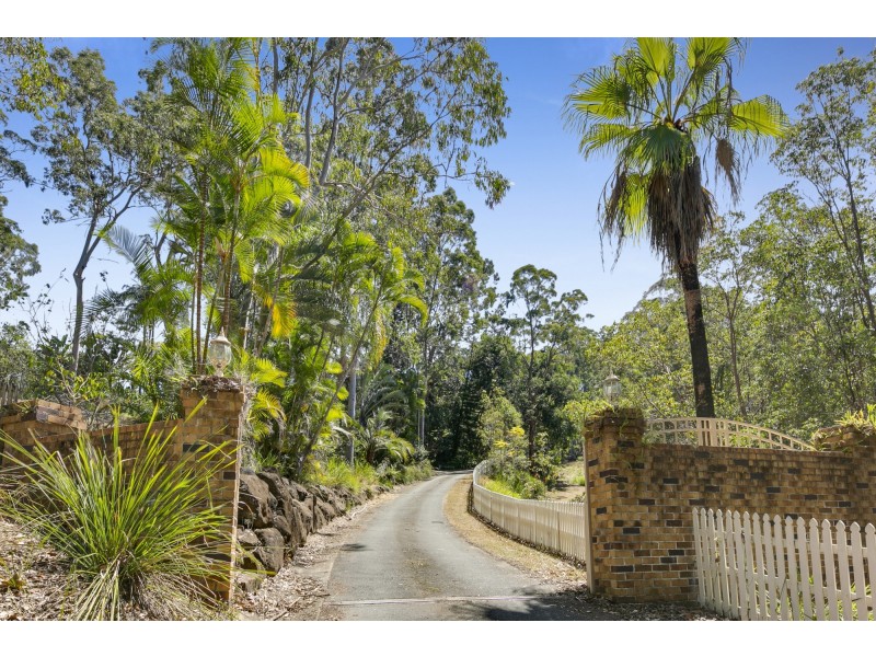 15 Ebeling Court, Worongary QLD 4213