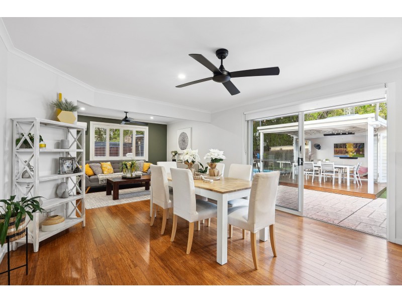 31 Yodelay Street, Varsity Lakes QLD 4227