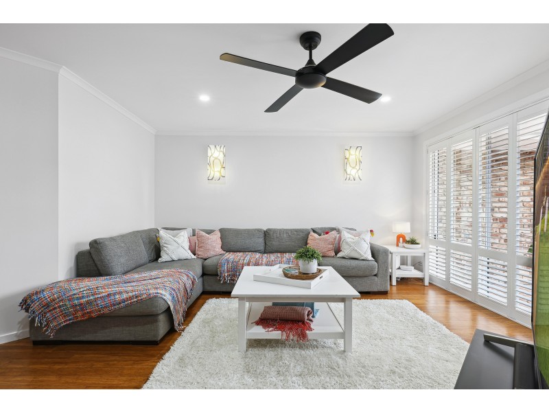 31 Yodelay Street, Varsity Lakes QLD 4227