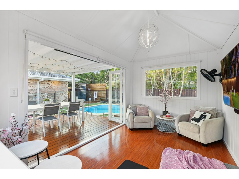 31 Yodelay Street, Varsity Lakes QLD 4227