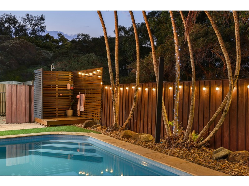 31 Yodelay Street, Varsity Lakes QLD 4227