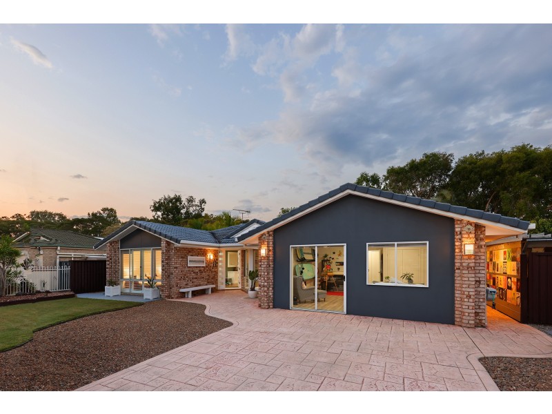 31 Yodelay Street, Varsity Lakes QLD 4227