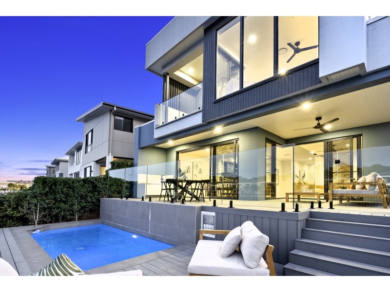 28 Northwater Drive, Hope Island QLD 4212