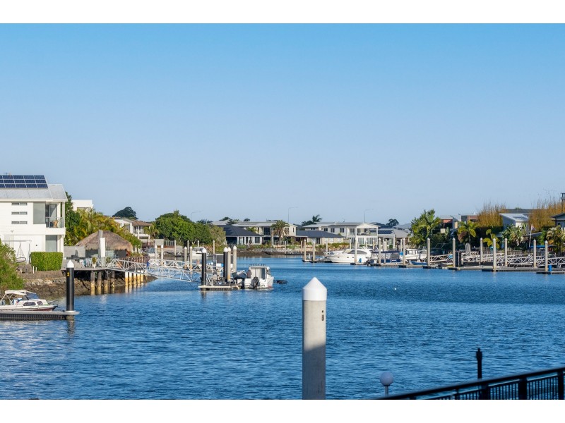 28 Northwater Drive, Hope Island QLD 4212