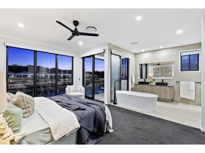 28 Northwater Drive, Hope Island QLD 4212