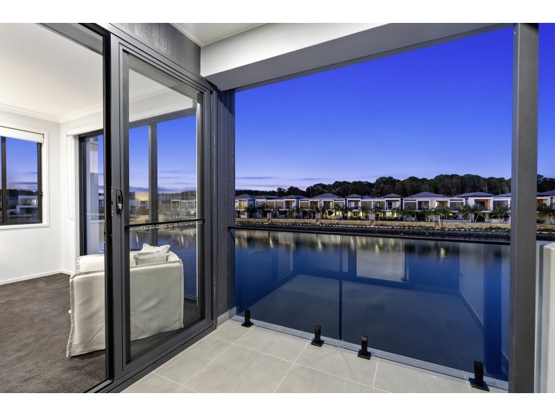 28 Northwater Drive, Hope Island QLD 4212