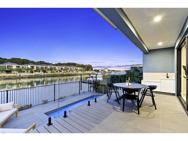 28 Northwater Drive, Hope Island QLD 4212