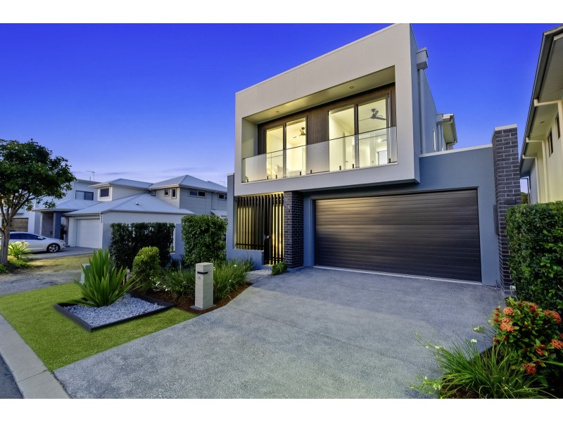 28 Northwater Drive, Hope Island QLD 4212