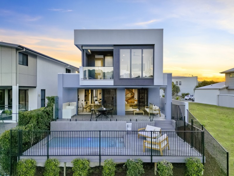 28 Northwater Drive, Hope Island QLD 4212