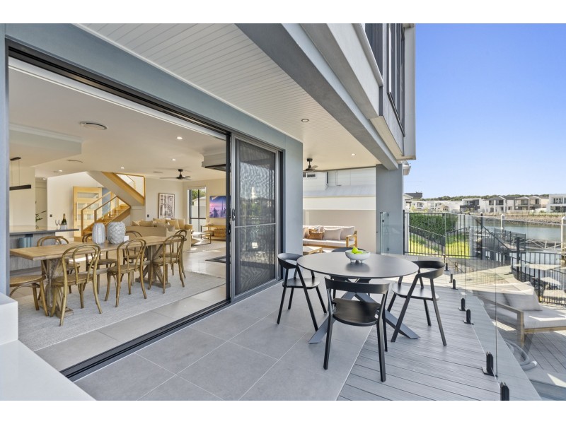 28 Northwater Drive, Hope Island QLD 4212