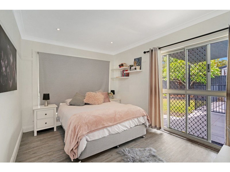 2 Boxthorn Street, Ashmore QLD 4214