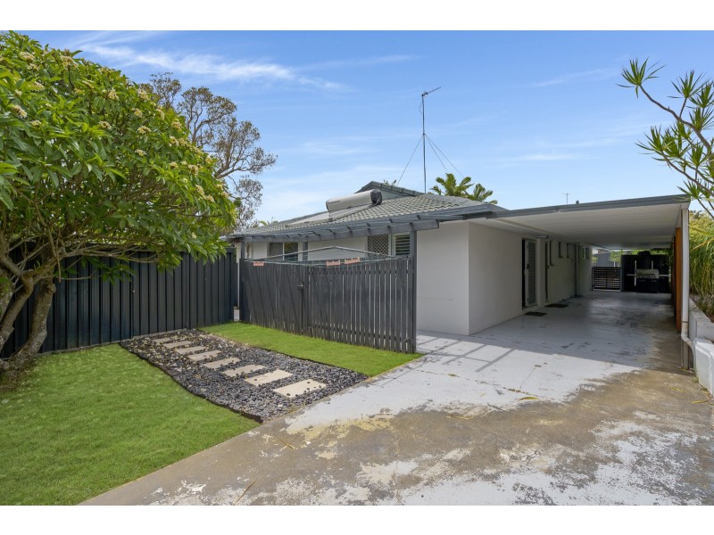 2 Boxthorn Street, Ashmore QLD 4214