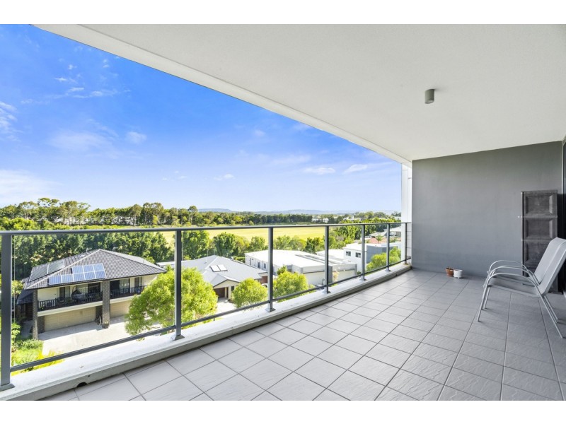 408/11 Compass Drive, Biggera Waters QLD 4216