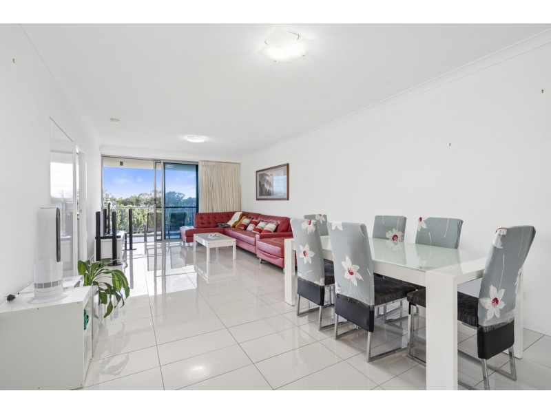 408/11 Compass Drive, Biggera Waters QLD 4216