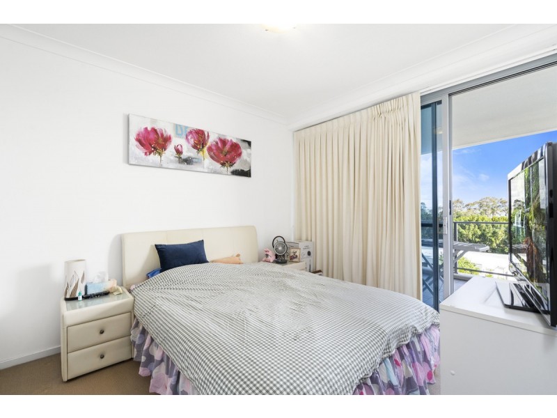 408/11 Compass Drive, Biggera Waters QLD 4216