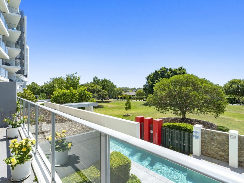 408/11 Compass Drive, Biggera Waters QLD 4216