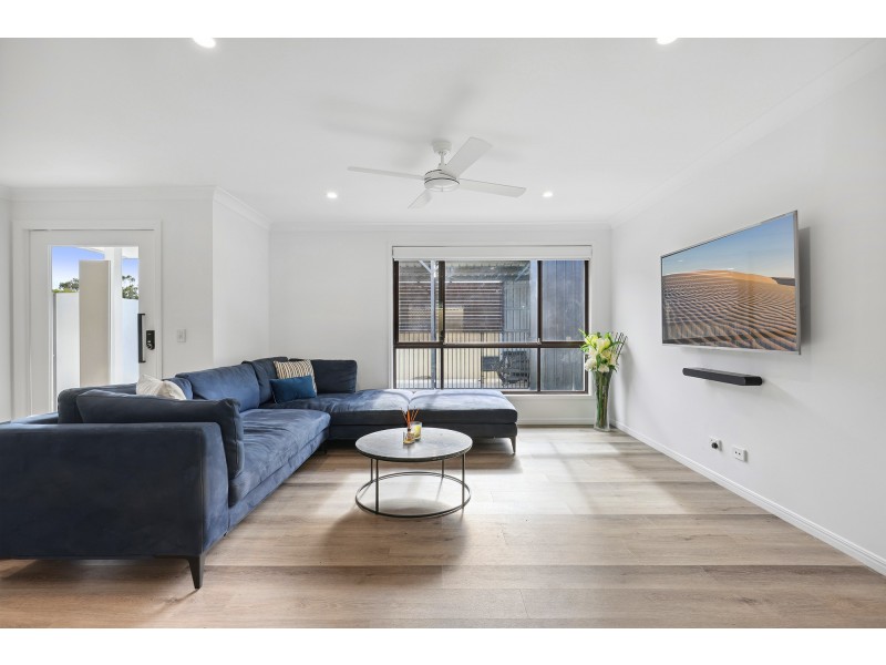 20 Bushtree Court, Burleigh Waters QLD 4220