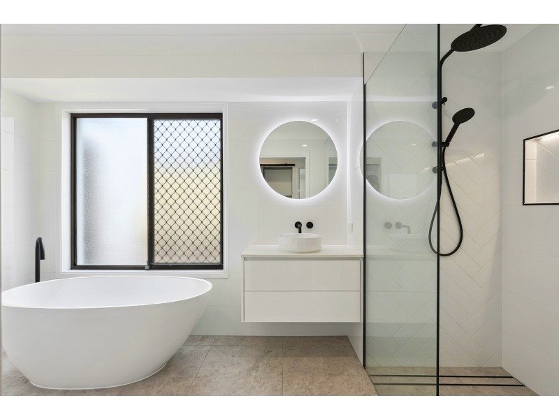 20 Bushtree Court, Burleigh Waters QLD 4220